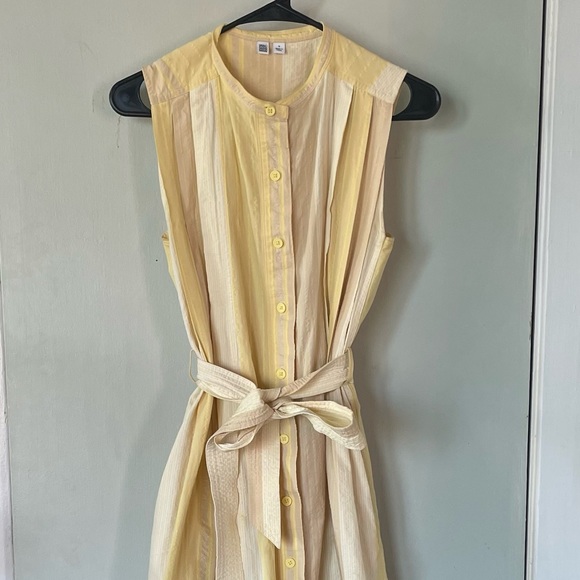Yellow vintage inspired Uniqlo dress - Picture 1 of 4